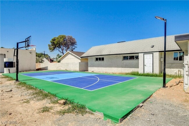 property at 3962 Euclid St