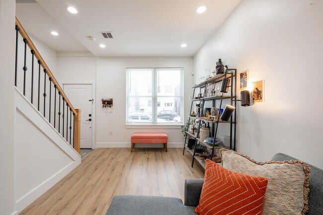 72 Nelson Ave in Jersey City, NJ - Building Photo - Building Photo