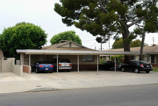 280-288 S Oak St in Orange, CA - Building Photo - Building Photo