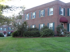 Soundview Apartments in Norwalk, CT - Building Photo - Building Photo