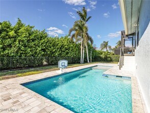 188 Columbus Way in Marco Island, FL - Building Photo - Building Photo