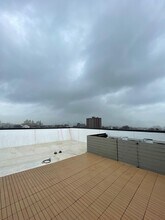 316 Forrest St, Unit 101 in Jersey City, NJ - Foto de edificio - Building Photo