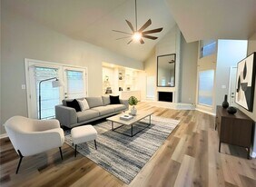 9206 N Allegro St, Unit C12 in Houston, TX - Building Photo