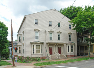 471 Cumberland Ave in Portland, ME - Building Photo - Building Photo