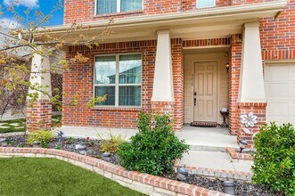 7617 Captain Ln in Fort Worth, TX - Foto de edificio - Building Photo