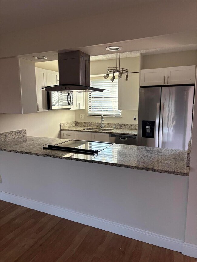 5106 Pier Dr in Greenacres, FL - Building Photo - Building Photo