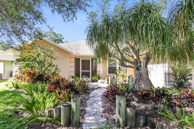 property at 4710 Glenbrooke Terrace