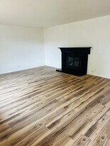 425 Aspen Way in Fernley, NV - Building Photo