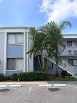 5310 26th St W in Bradenton, FL - Building Photo