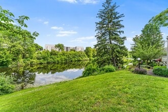 3 Clemens Ct in Rocky Hill, CT - Building Photo - Building Photo