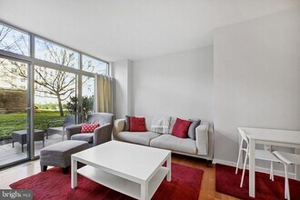 475 K St NW in Washington, DC - Foto de edificio - Building Photo