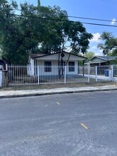 1134 Brighton Ave in San Antonio, TX - Building Photo - Building Photo