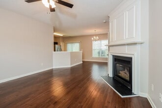 1302 Timuquana Trail in Woodstock, GA - Building Photo - Building Photo