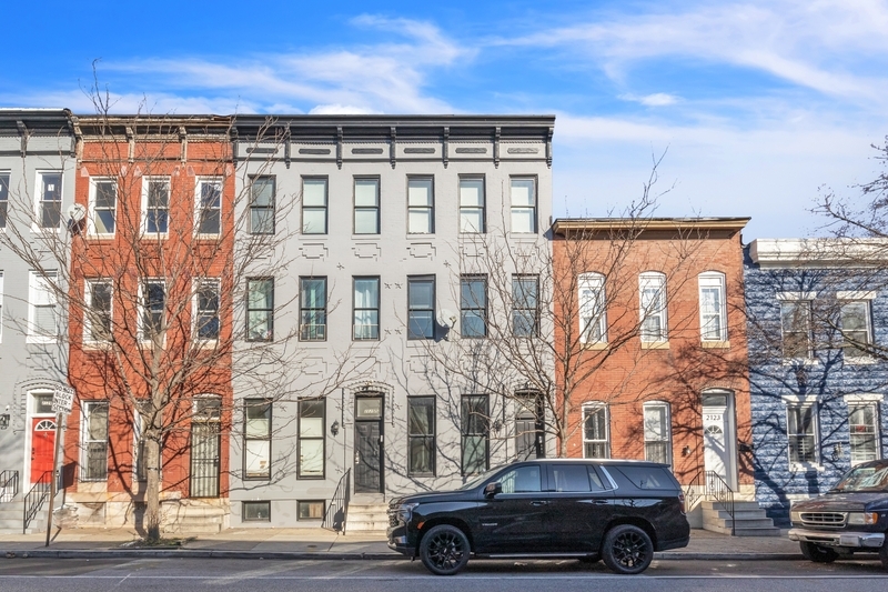 2125.5 McCulloh St in Baltimore, MD - Foto de edificio