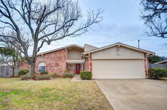 property at 757 Aspen Ct