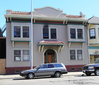 912 Marin St in Vallejo, CA - Foto de edificio - Building Photo