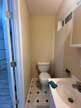 327 Adeline St, Unit 2 in Maricopa, CA - Building Photo - Building Photo