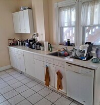 3 Washburn Pl in Brookline, MA - Building Photo