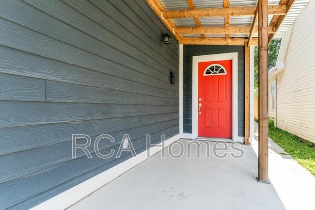 1326 E Naomi St in Indianapolis, IN - Building Photo - Building Photo