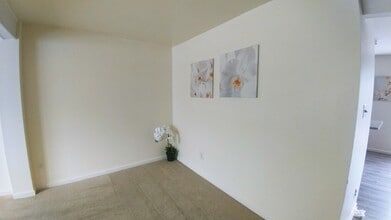 12921 Freestone Ct in Woodbridge, VA - Foto de edificio - Building Photo