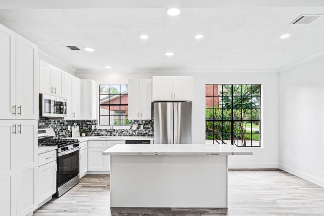 14507 Sycamore Lake Rd in Houston, TX - Building Photo - Building Photo