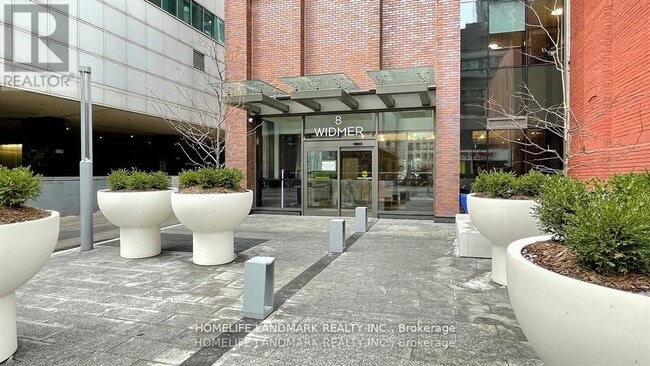 8 Widmer St in Toronto, ON - Building Photo - Building Photo