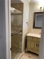 23832 Calvert St in Los Angeles, CA - Building Photo