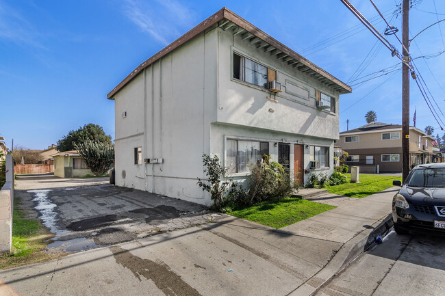 3644 Baldwin in El Monte, CA - Building Photo - Building Photo