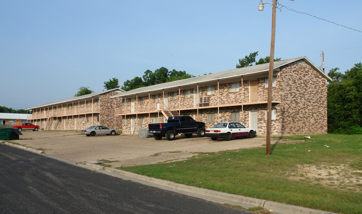 Terrace Villa in Killeen, TX - Building Photo