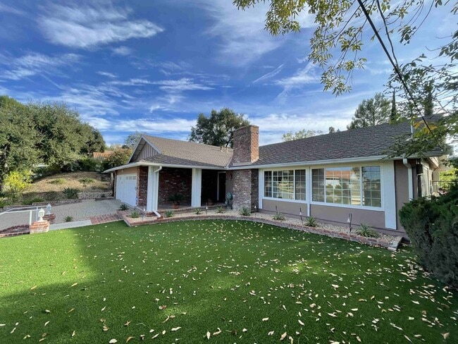 22474 Calipatria Dr in Calabasas, CA - Building Photo - Building Photo