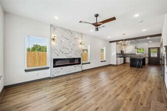 5620 Shreveport Blvd in Houston, TX - Building Photo - Building Photo