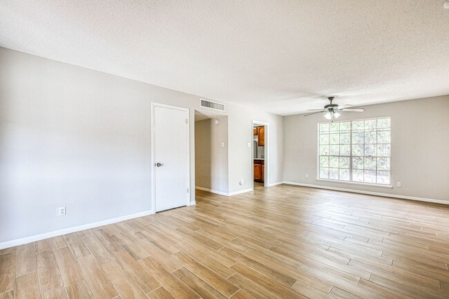 601-603 Alicante Way in El Paso, TX - Foto de edificio - Building Photo