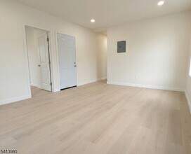 331 Yale Ave in Hillside, NJ - Building Photo - Building Photo