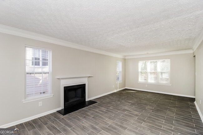 1358 Ling Dr in Austell, GA - Building Photo - Building Photo