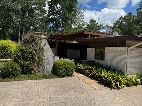 360 Elden Dr NE in Atlanta, GA - Building Photo - Building Photo