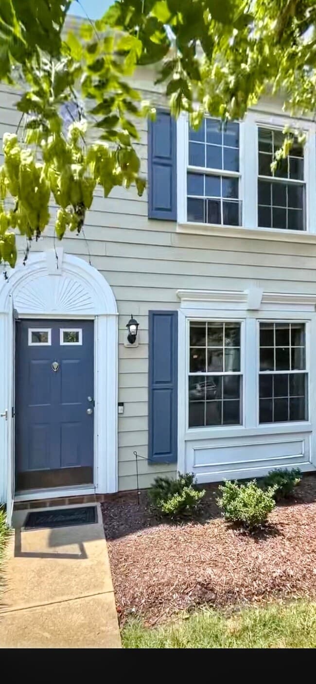 property at 9504 Kimberly Lynn Cir