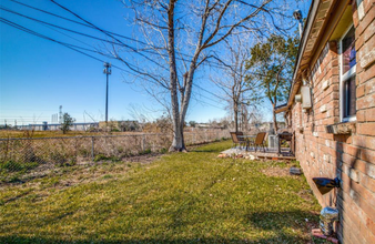 2922 Michael St in Bacliff, TX - Building Photo - Building Photo