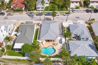 108 11th Ave in St Pete Beach, FL - Building Photo - Building Photo