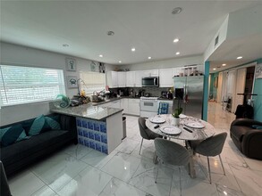7000 NW 21st Ave in Miami, FL - Building Photo - Building Photo