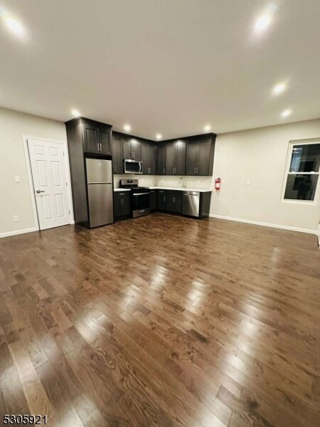 908 Chandler Ave-Unit -1 in Linden, NJ - Building Photo - Building Photo