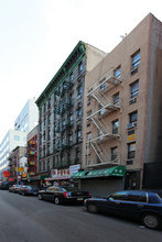 78-80 Mulberry St in New York, NY - Building Photo - Building Photo