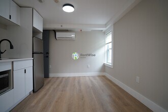 142 Dorchester St in Boston, MA - Building Photo - Building Photo
