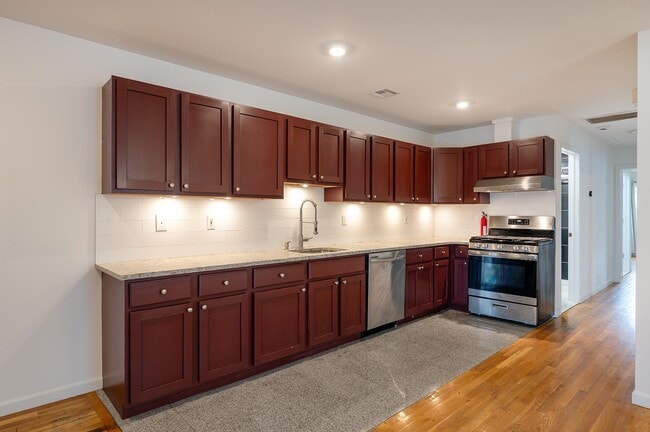 108 Claremont Ave