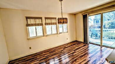 69 Northwest Dr in Plainville, CT - Building Photo - Building Photo