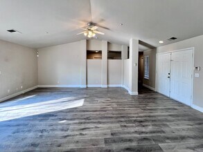 6169 W San Ramon Ave in Fresno, CA - Building Photo - Building Photo