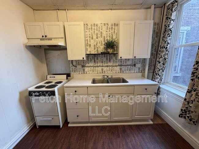 property at 225-227 N 8th St