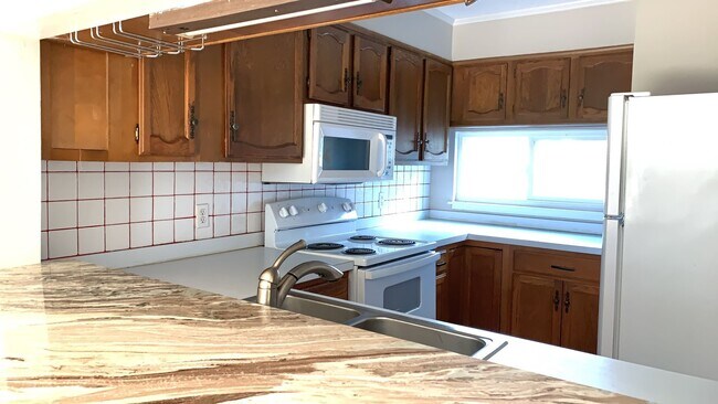 1701 Yaupon Dr in Myrtle Beach, SC - Building Photo - Building Photo