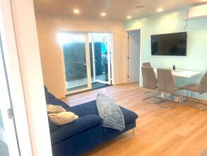 9599 Vista Tercera in San Diego, CA - Building Photo - Building Photo