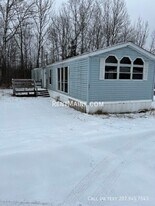 17 Schoppe Dr in Orono, ME - Building Photo