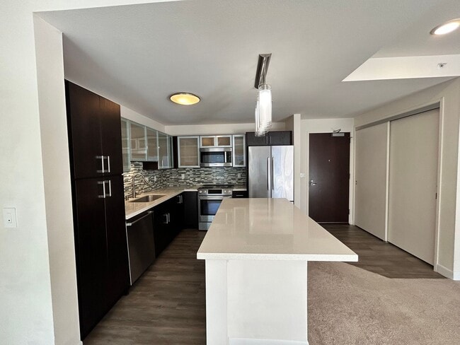 400 Keawe St in Honolulu, HI - Building Photo - Building Photo